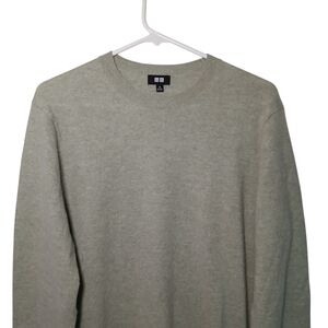 Uniqlo Men's Gray Sweater